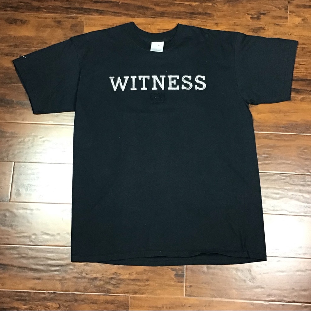 Men’s Nike Lebron James witness L23 shirt